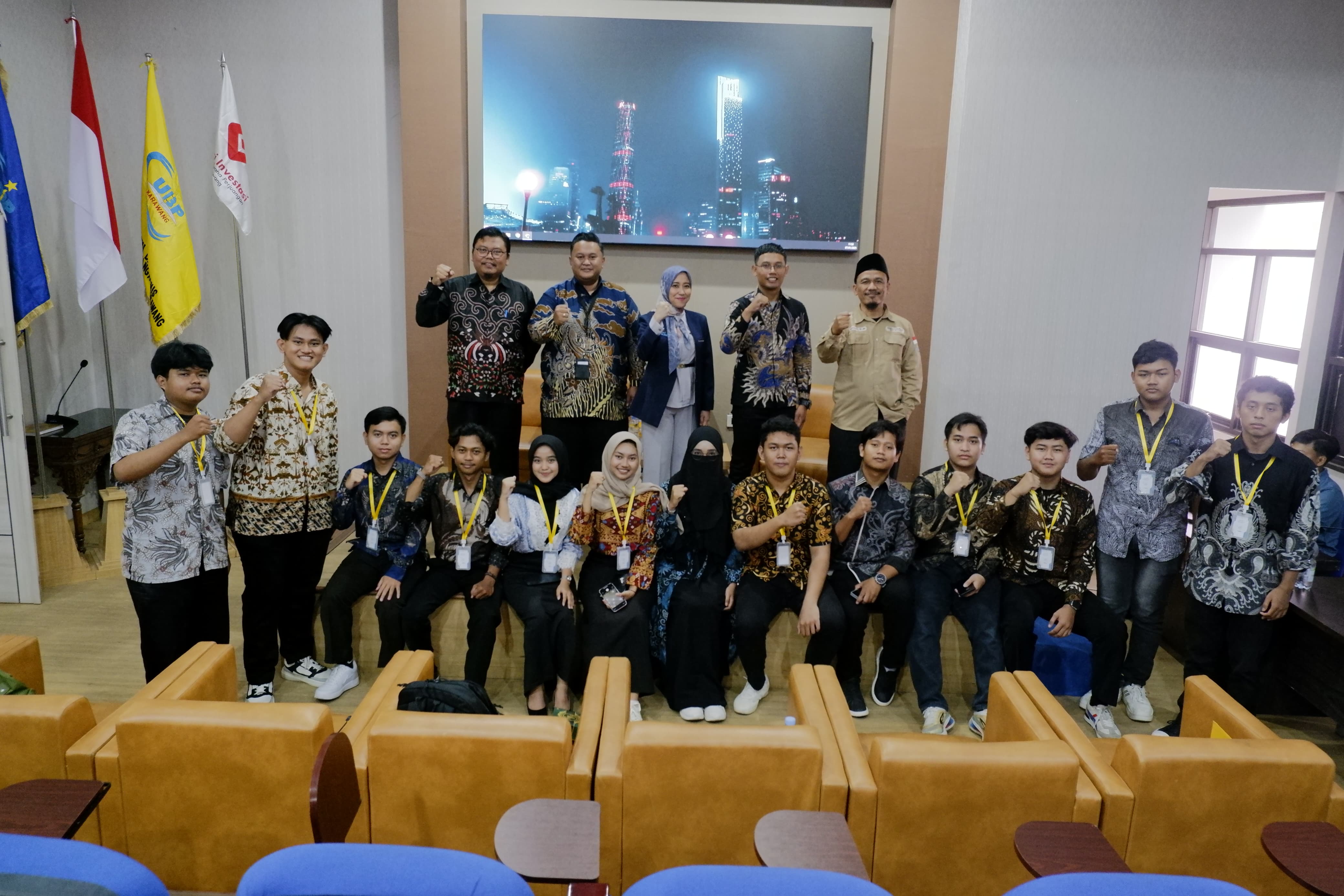 Divisi Acara - Seminar Nasional Pasar Modal foto 1